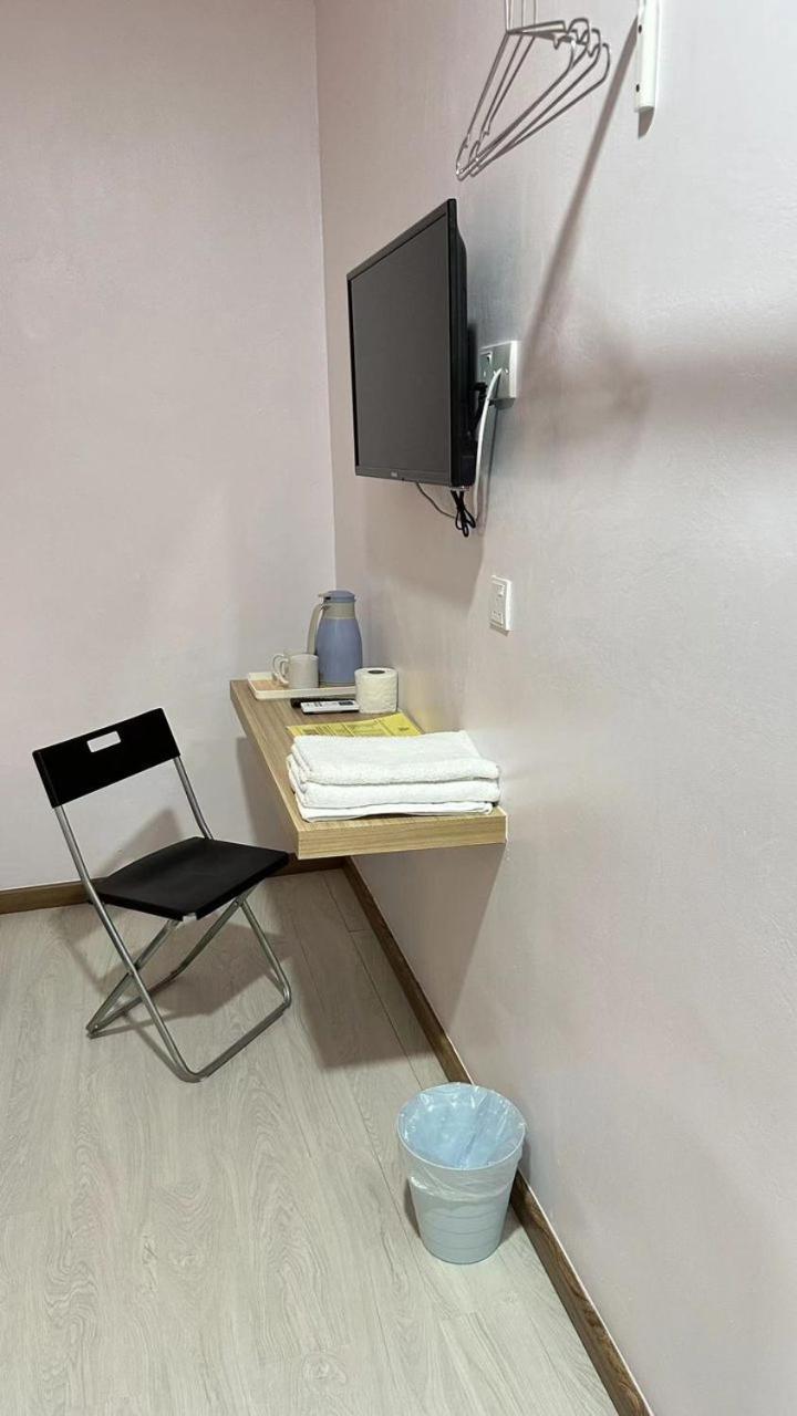 Hotel Ching Hua Segamat Buitenkant foto